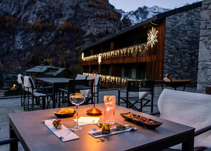 Grand Hotel Courmayeur Mont Blanc, By R Collection Hotels